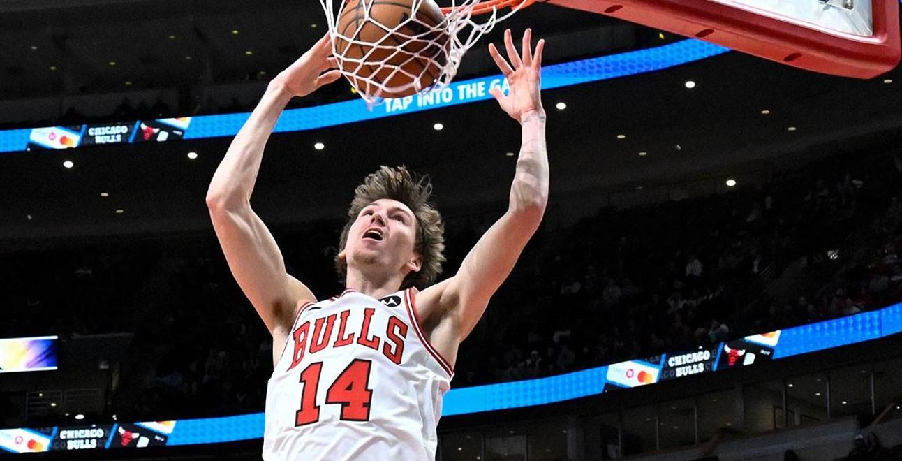 AYX体育登录公牛新秀表现惊艳，全场观众掌声不断，更新汽车.的简单介绍