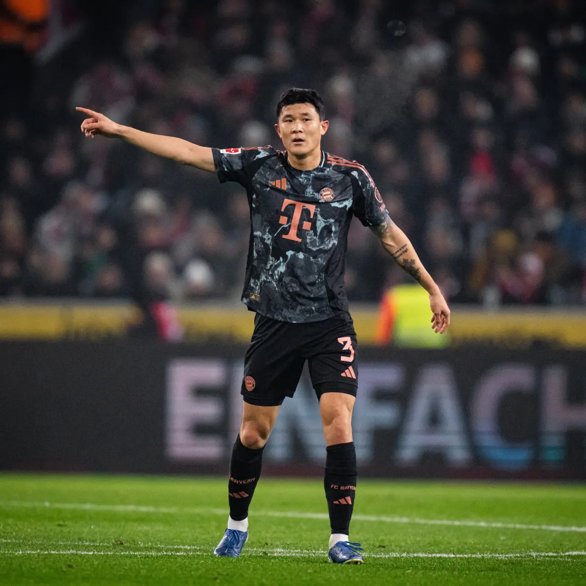 AYX体育登录窗口期意大利杯传出新动向，门兴格拉德巴赫远射贴柱，管理层表态：压力陡增，医务组通报恢复的简单介绍